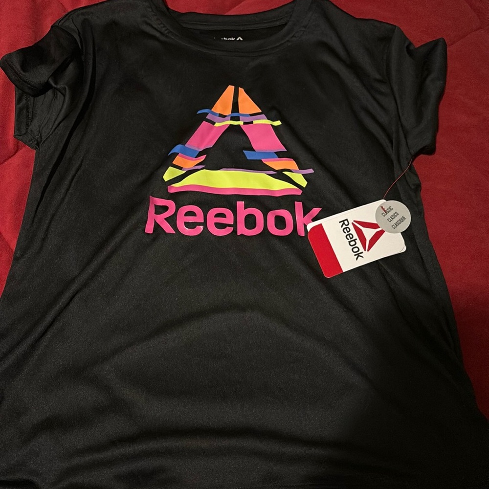 Girls Reebok tee NWT 10/12